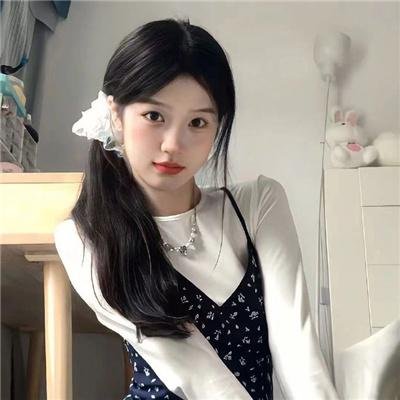 湖泊上的日出
